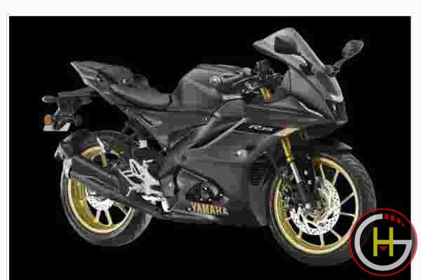 YAMAHA R15